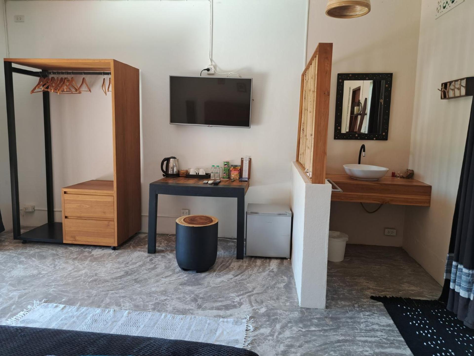 Laura Guest House-Adult Only- Hua Thanon  Exterior foto